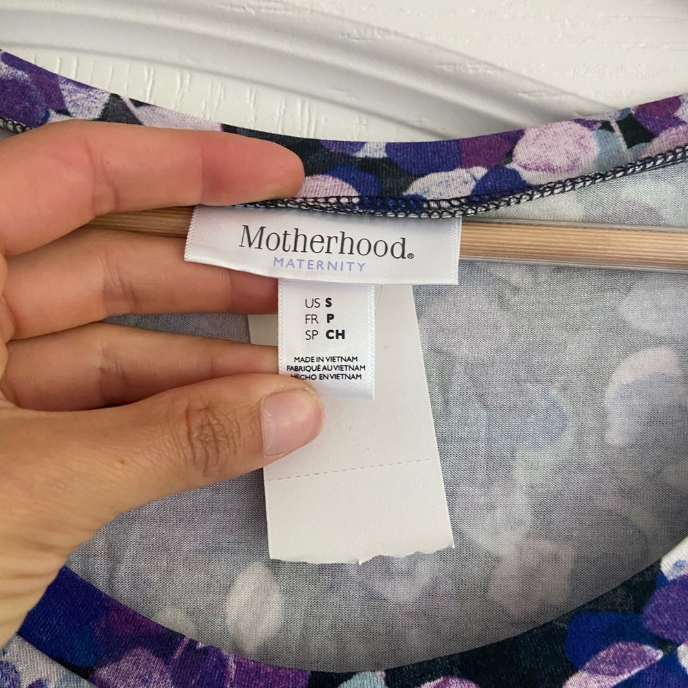 Maternity Side Ruches Dress - Picture 3 of 5